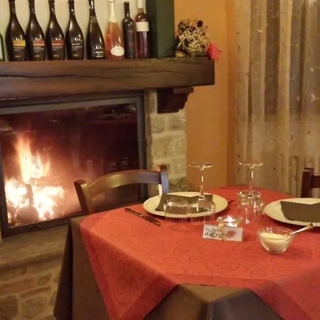 Villa Agriturismo La Spiga D'Oro à Frontino Extérieur photo
