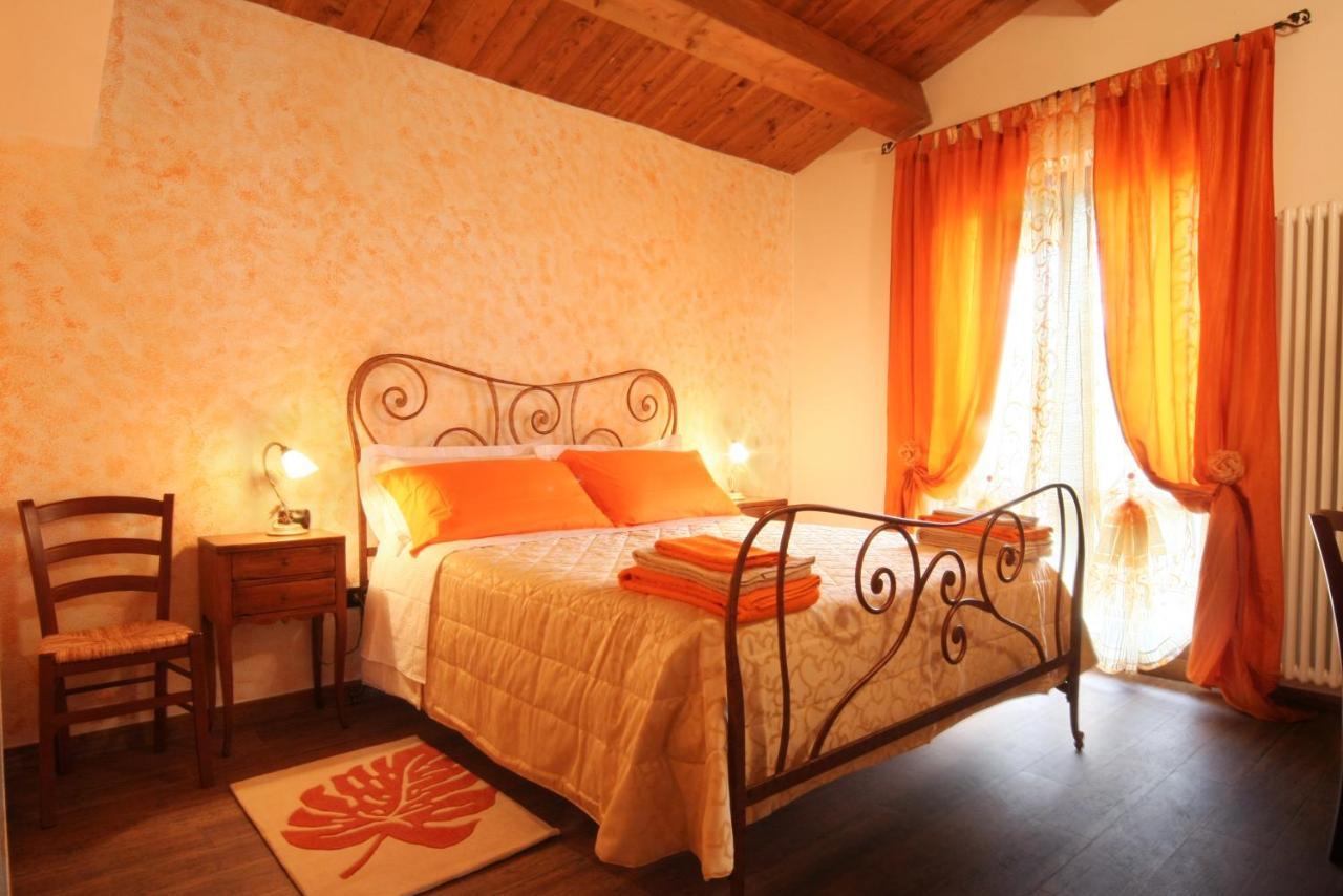 Agriturismo La Spiga D'oro Farm stay Frontino